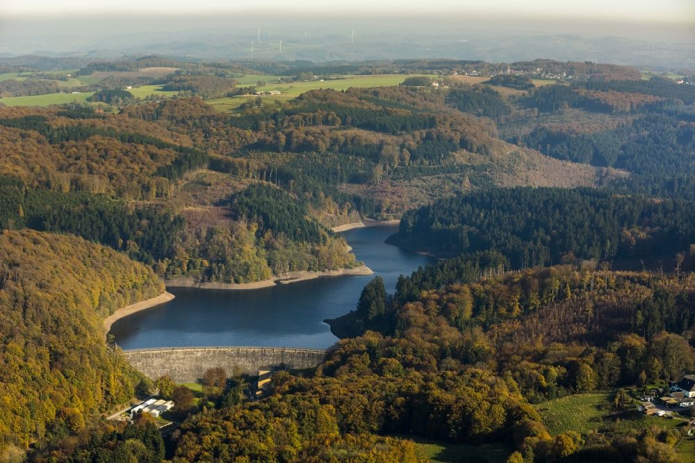 Aerial image Hagen Ennepetal - Hasper dam surrounded by autumnal forest areas in Hagen at Ennepetal in North Rhine-Westphalia