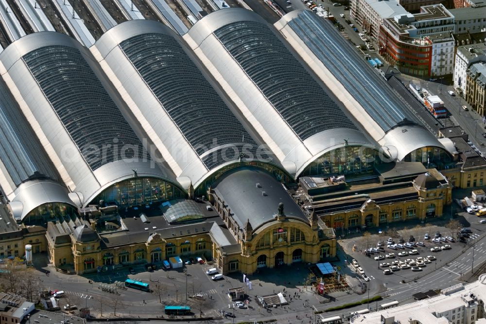 Frankfurt am Main from above - Track progress and building of the main station of the railway in Frankfurt in the state Hesse, Germany