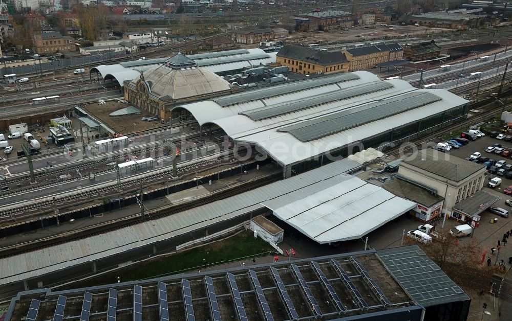 Halle (Saale) from above - Track progress and building of the main station of the railway in Halle (Saale) in the state Saxony-Anhalt, Germany