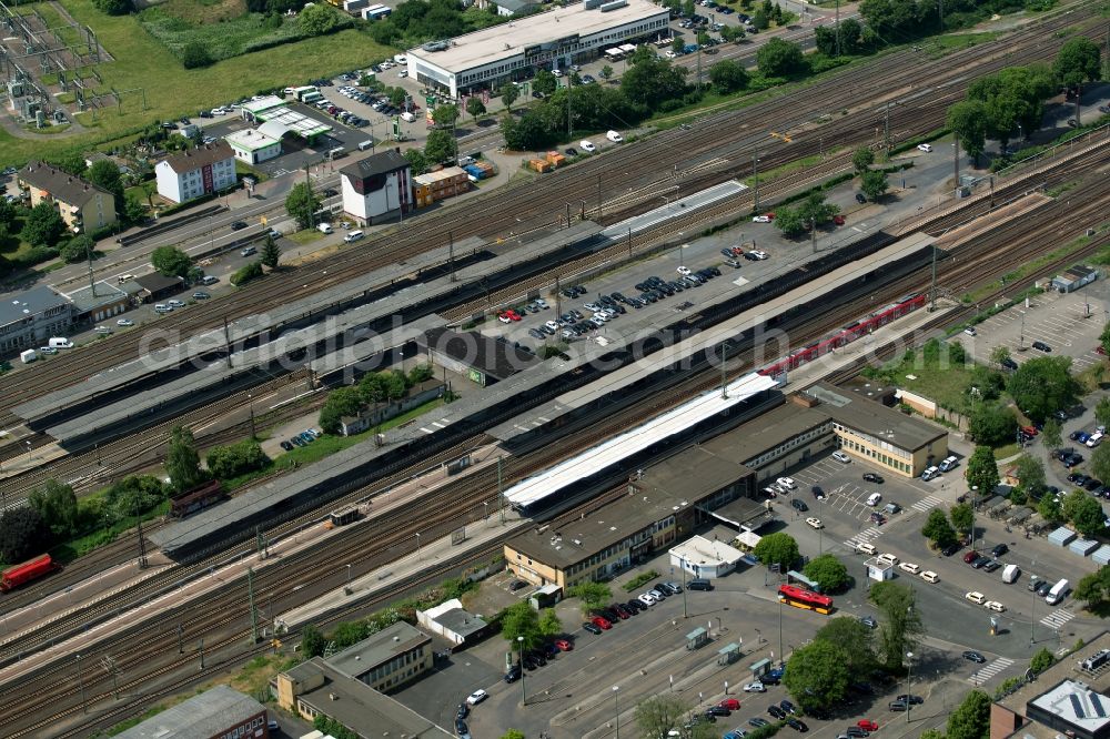 Aerial image Hanau - Track progress and building of the main station of the railway in Hanau in the state Hesse, Germany