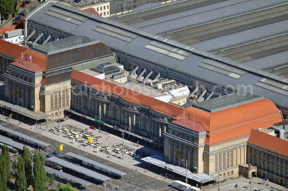 Leipzig from above - View of the Leipzig Central Station and the shopping center in the walkways to the station