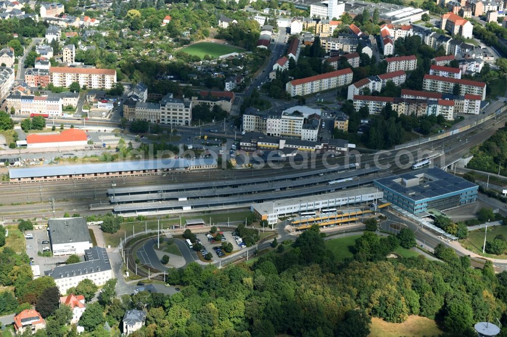 Plauen from the bird's eye view: Track progress and building of the main station of the railway in Plauen in the state Saxony