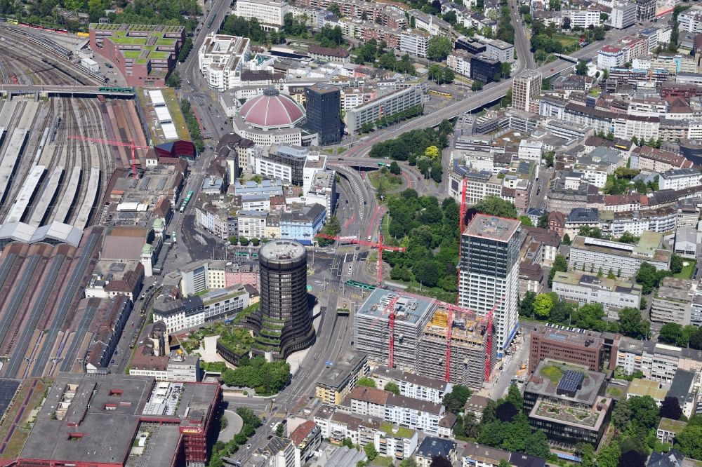Aerial photograph Basel - Track progress and building of the main station of the railway of SBB in the district Gundeldingen in Basel, Switzerland