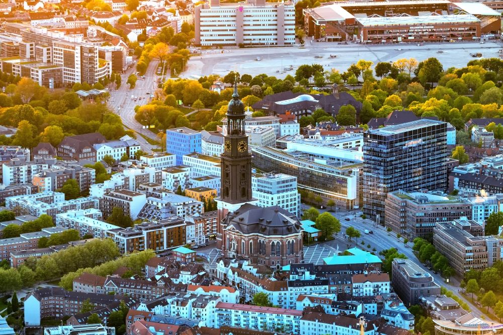 Aerial photograph Hamburg - View of the church St. Michaelis in Hamburg