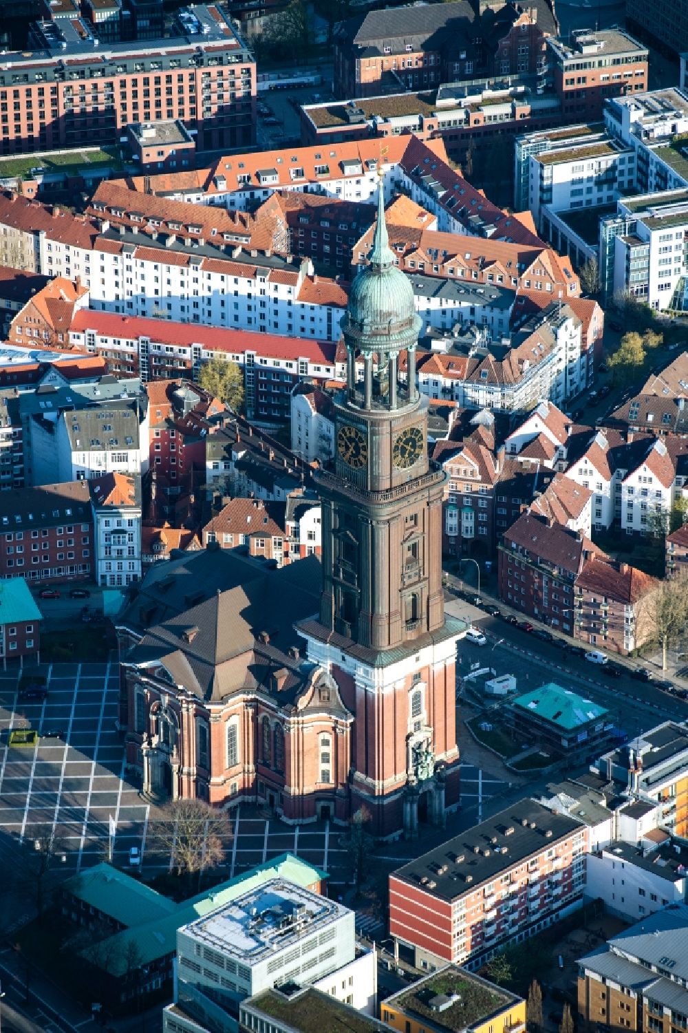 Hamburg from the bird's eye view: Main church Sankt Michaelis Michel in the district Neustadt in Hamburg, Germany