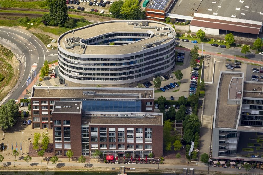 Aerial image Duisburg - The head office of the travel agency alltours and the oval office building Looper at the Inner Harbour Duisburg in the state North Rhine-Westphalia