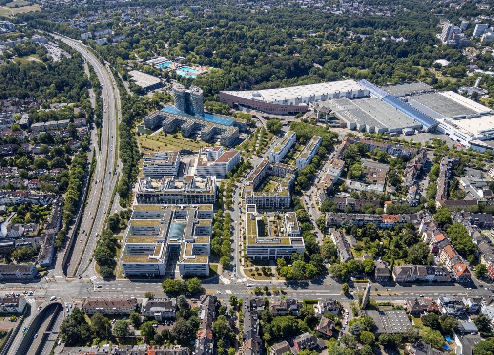 Aerial photograph Essen - Main administration building of E.ON Ruhrgas AG in the district Ruettenscheid in Essen in the federal state North Rhine-Westphalia