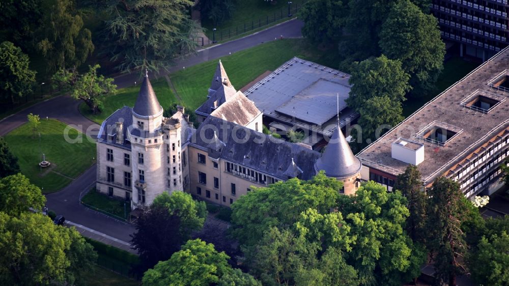 Aerial image Bonn - The Carstanjen house used by the United Nations in Bonn in the state North Rhine-Westphalia, Germany. The new building area was created in the 1960s