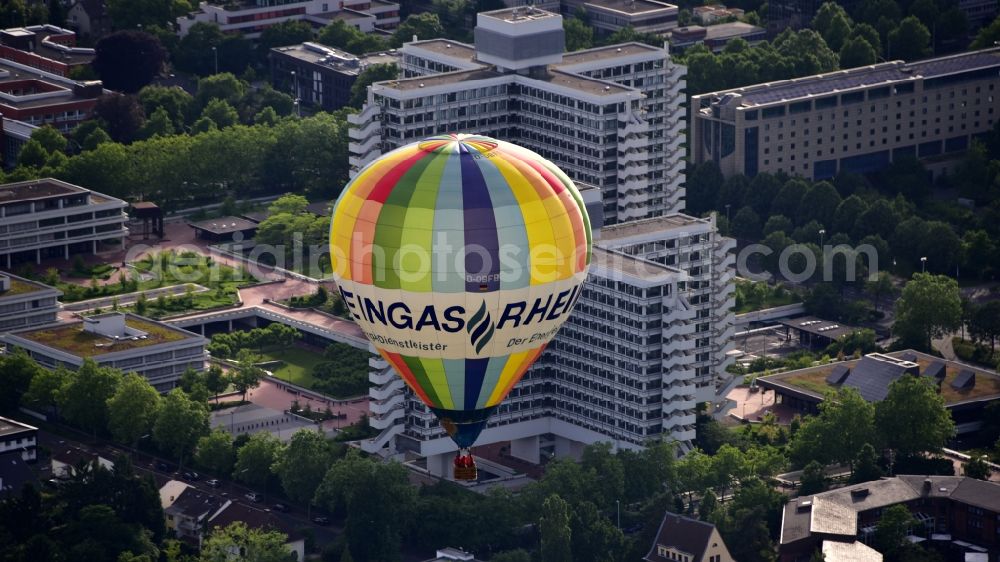 Bonn from above - Hot air balloon flying over the airspace in the district Hochkreuz in Bonn in the state North Rhine-Westphalia, Germany