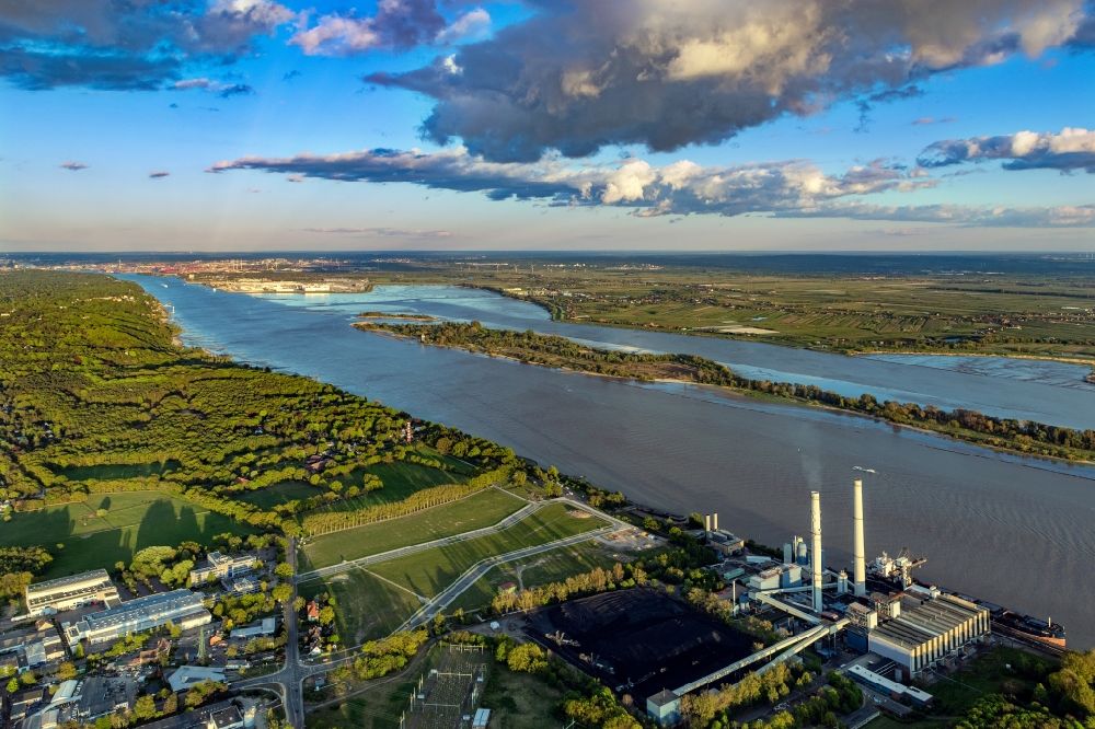 Aerial photograph Wedel - View of the Wedel Power Station at the river Elbe in Schleswig-Holstein