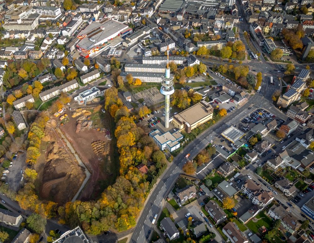Aerial photograph Velbert - Autumnal discolored vegetation view New construction site of the school building on Kastanienallee in Velbert in the state North Rhine-Westphalia, Germany