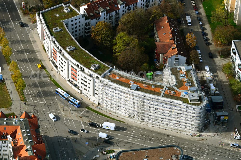Aerial photograph München - Autumnal discolored vegetation view construction site for the multi-family residential building Scapinellistrasse corner Lortinger Strasse in the district Pasing-Obermenzing in Munich in the state Bavaria, Germany