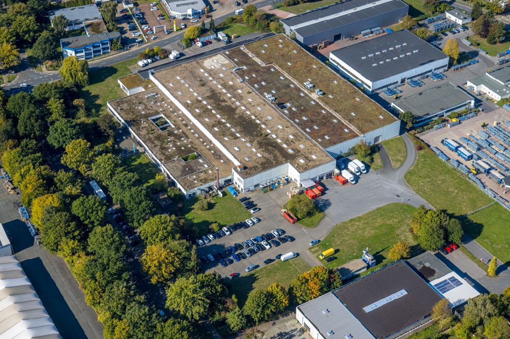 Unna from above - Autumnal discolored vegetation view building of the wholesale center GEHE Pharma Handel GmbH on street Alfred-Nobel-Strasse in the district Industriepark Unna in Unna at Ruhrgebiet in the state North Rhine-Westphalia, Germany