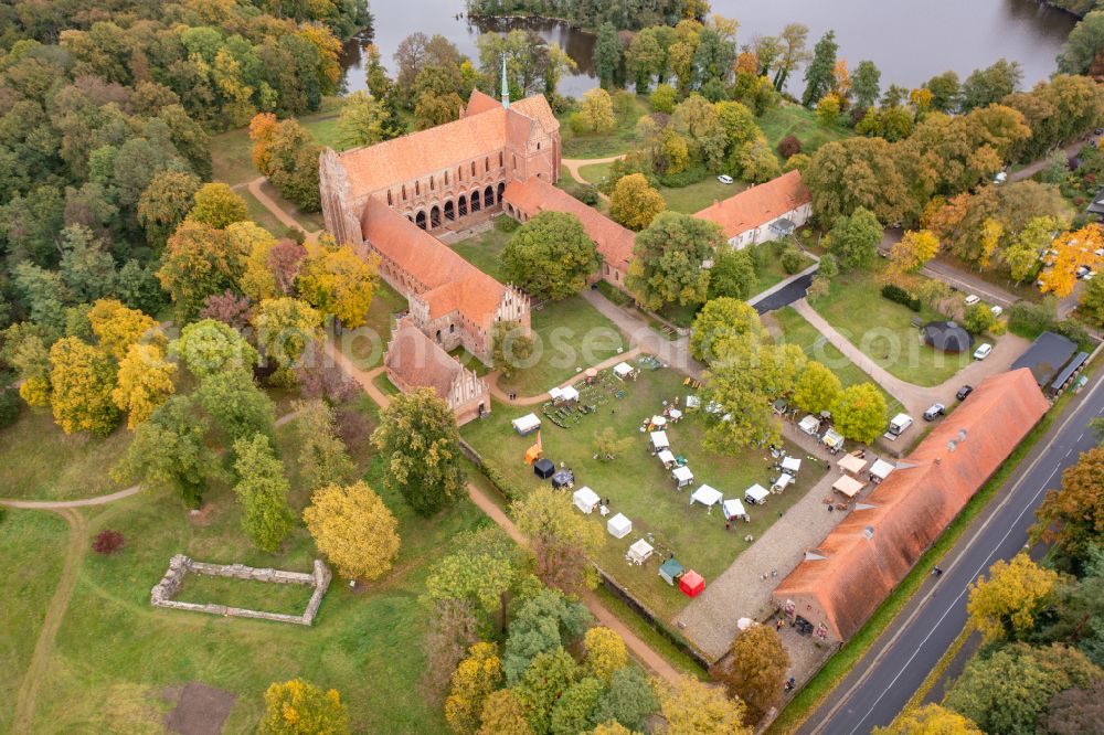 Chorin from the bird's eye view: Autumnal discolored vegetation view complex of buildings of the monastery in der Schorfheide in Chorin in the state Brandenburg