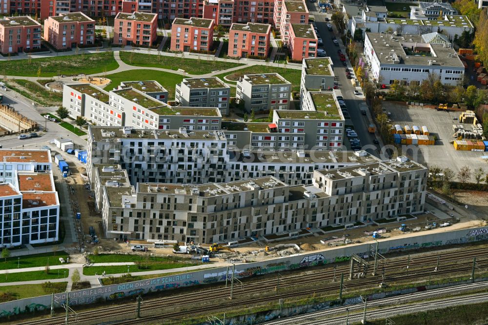 Aerial image München - Autumnal discolored vegetation view multi-family residential complex on Angela-von-den-Driesch-Weg in the district Pasing-Obermenzing in Munich in the state Bavaria, Germany