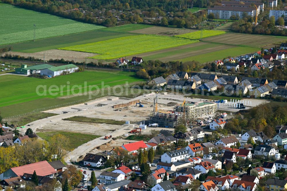 Aerial image München - Autumnal discolored vegetation view construction site to build a new multi-family residential complex Stadtgarten on street Lilli-Kurowski-Strasse in the district Feldmoching-Hasenbergl in Munich in the state Bavaria, Germany