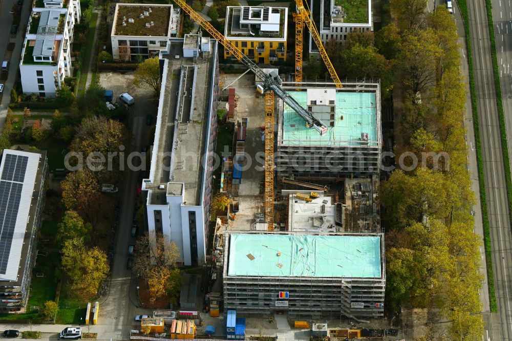 Aerial image München - Autumnal discolored vegetation view construction site of a student dorm on street Schwere-Reiter-Strasse in the district Schwabing-West in Munich in the state Bavaria, Germany
