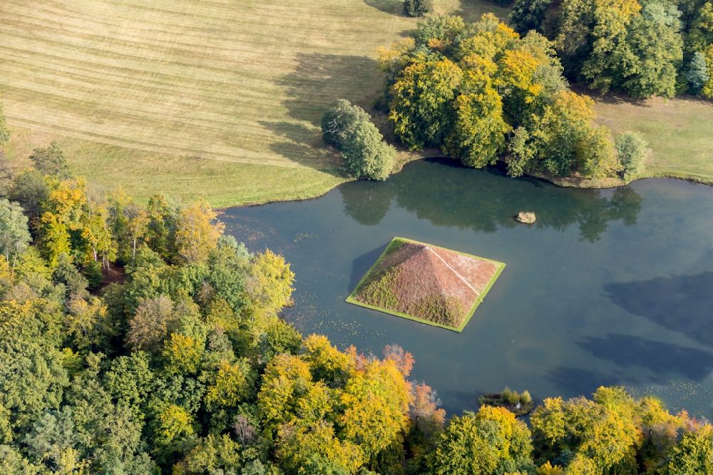 Cottbus from the bird's eye view: Autumnal discolored vegetation view pyramids in the Park of Branitz palace in Cottbus in the state Brandenburg, Germany