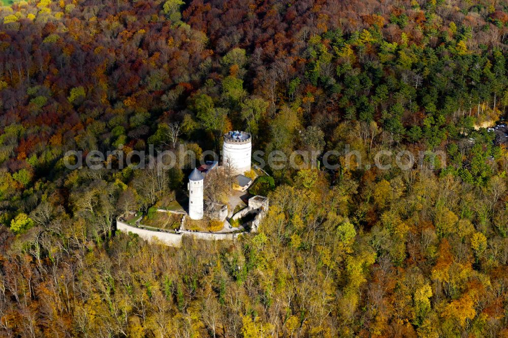 Aerial photograph Bovenden - Autumnal discolored vegetation view ruins and vestiges of the former castle and fortress Plesse in Bovenden in the state Lower Saxony, Germany