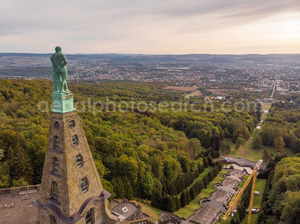 Kassel from above - The statue of the Greek demigod Herakles, Herkules stands on the point of the castle Herkules in the mountain park Wilhelm's height. The statue is valid as a landmark of the city of Kassel