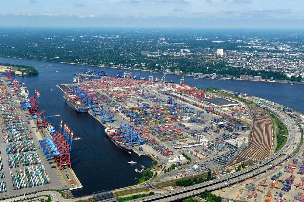Hamburg from the bird's eye view: HHLA Logistics Container Terminal at the port Waltershofer Hafen in Hamburg