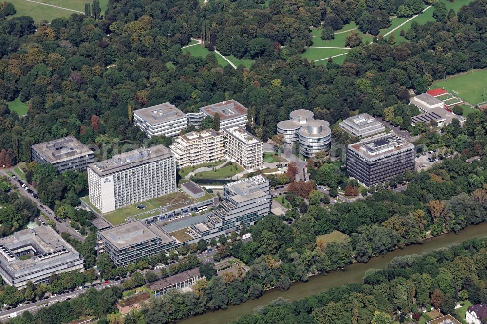 Aerial photograph München - Hilton Munich Park Hotel and Industrial estate and company settlement Am Tucherpark in Munich in the state Bavaria