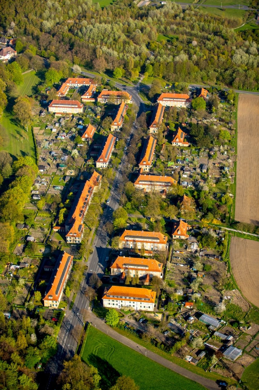 Hamm from above - Historical mining workers settlement and residential area Vogelsang in the Heessen part of Hamm in the state of North Rhine-Westphalia