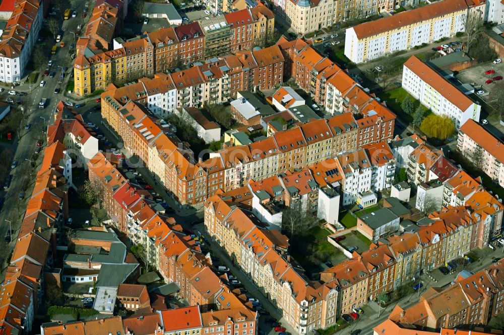 Aerial image Erfurt - Historic residential building complex in the district Johannesvorstadt in Erfurt in the state Thuringia, Germany