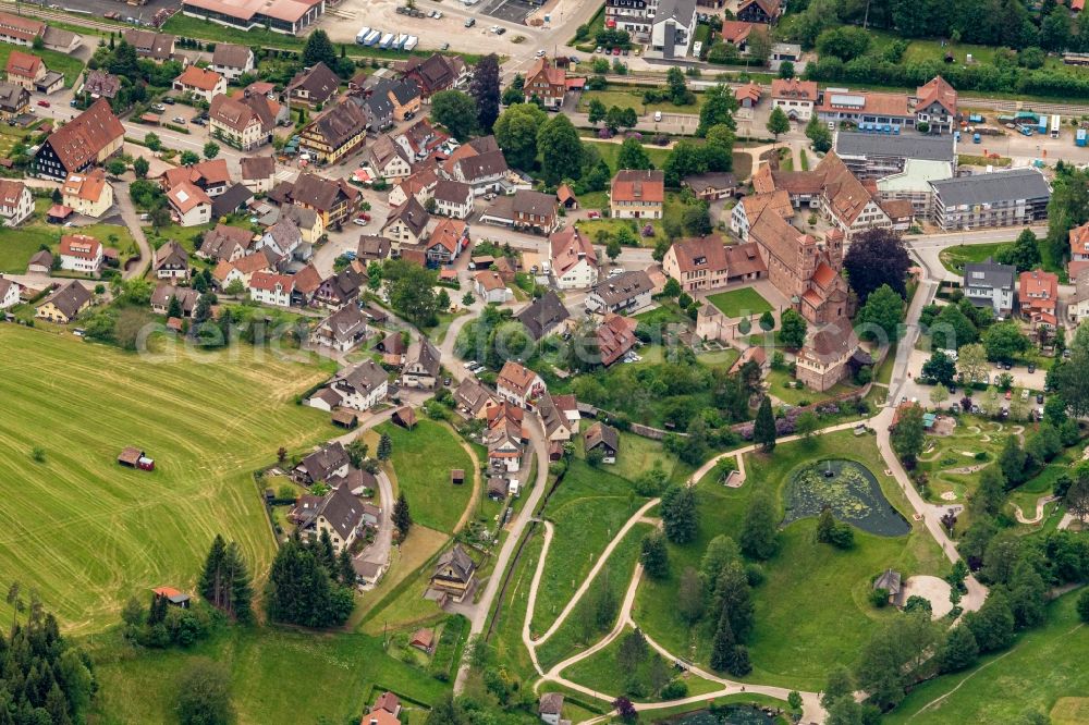 Aerial photograph Klosterreichenbach - Historischer Ortskern mit Kirche in in Klosterreichenbach, Gemeinde Baiersbronnin Klosterreichenbach in the state Baden-Wuerttemberg, Germany