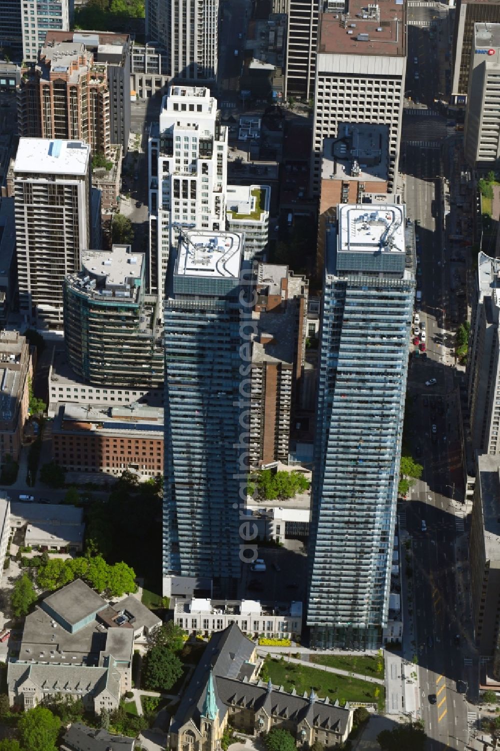 Toronto from the bird's eye view: High-rise ensemble of Bay Street in the district Yorkville in Toronto in Ontario, Canada