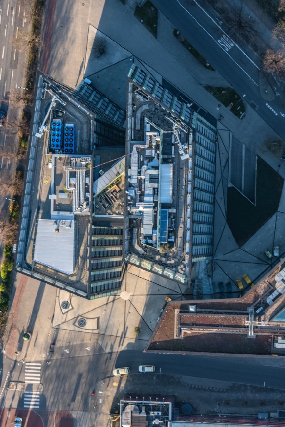 Aerial photograph Hamburg - Skyscraper - Ensemble - complex Dancing Towers on the Reeperbahn in the district St. Pauli in Hamburg