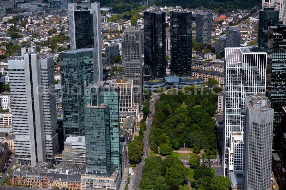 Frankfurt am Main from above - High-rise ensemble of Skyline on the Taunusanlage in the district Bahnhofsviertel in Frankfurt in the state Hesse, Germany