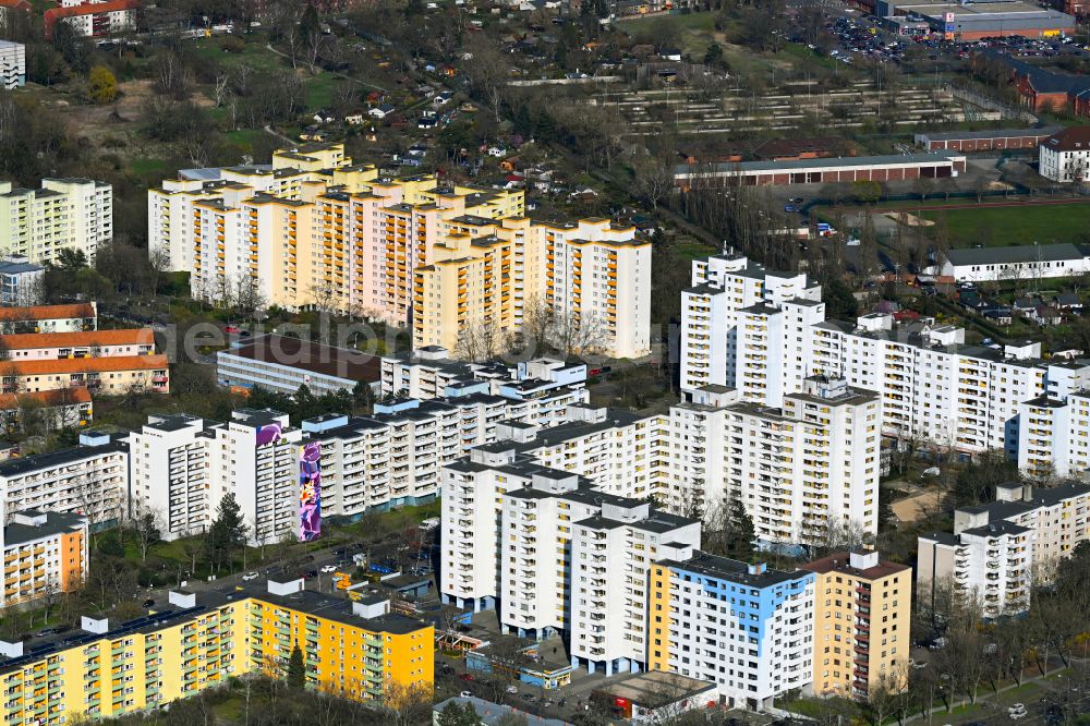 Aerial photograph Berlin - High-rise ensemble of a prefabricated housing estate on Blasewitzer Ring in the Wilhelmstadt district in Berlin, Germany