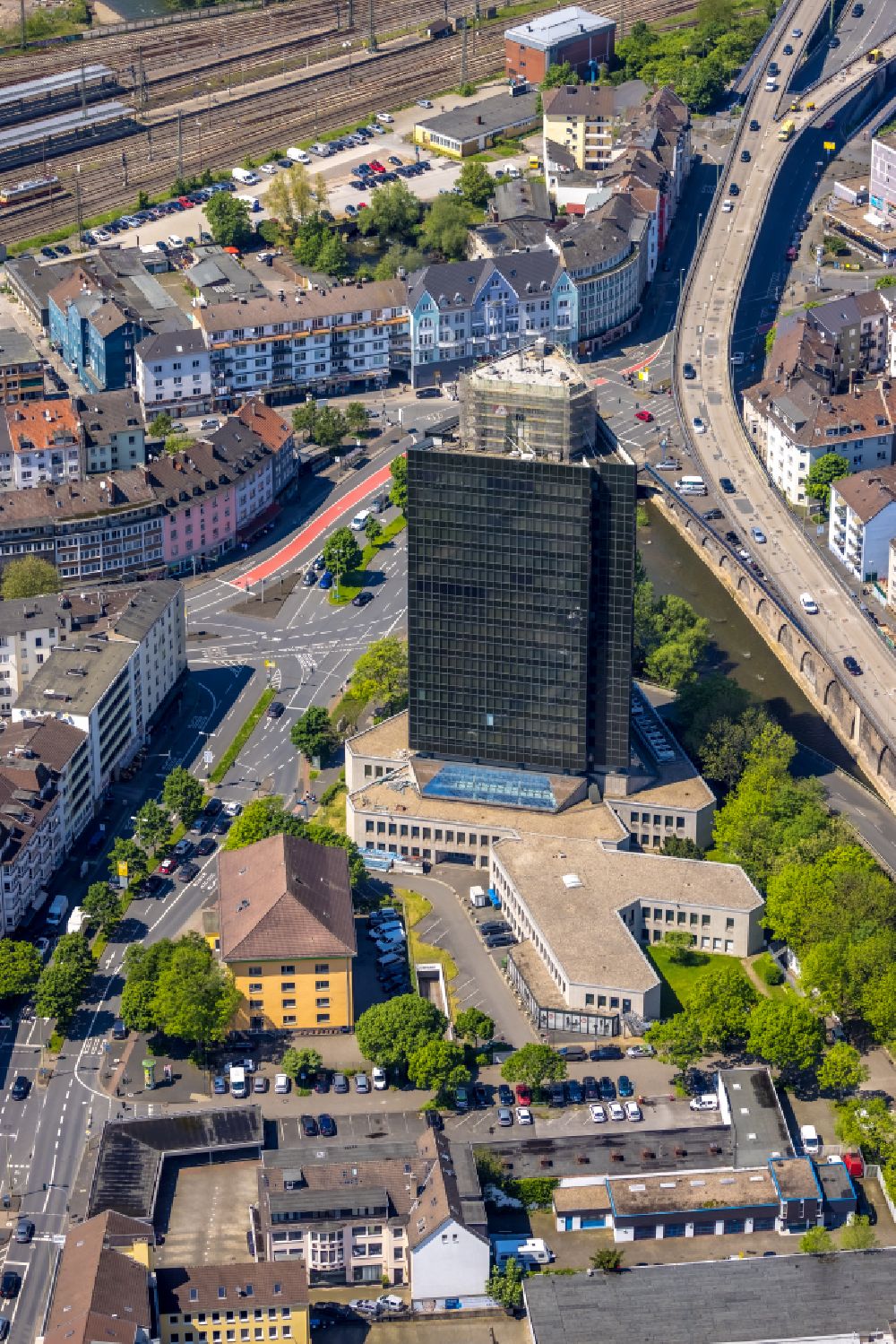 Aerial photograph Hagen - High-rise buildings Agentur fuer Arbeit on Koernerstrasse in Hagen at Ruhrgebiet in the state North Rhine-Westphalia
