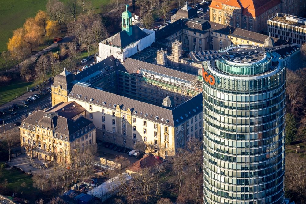 Aerial image Düsseldorf - Office and corporate management high-rise building of ERGO Group AG on ERGO-Platz in the district Pempelfort in Duesseldorf in the state North Rhine-Westphalia, Germany