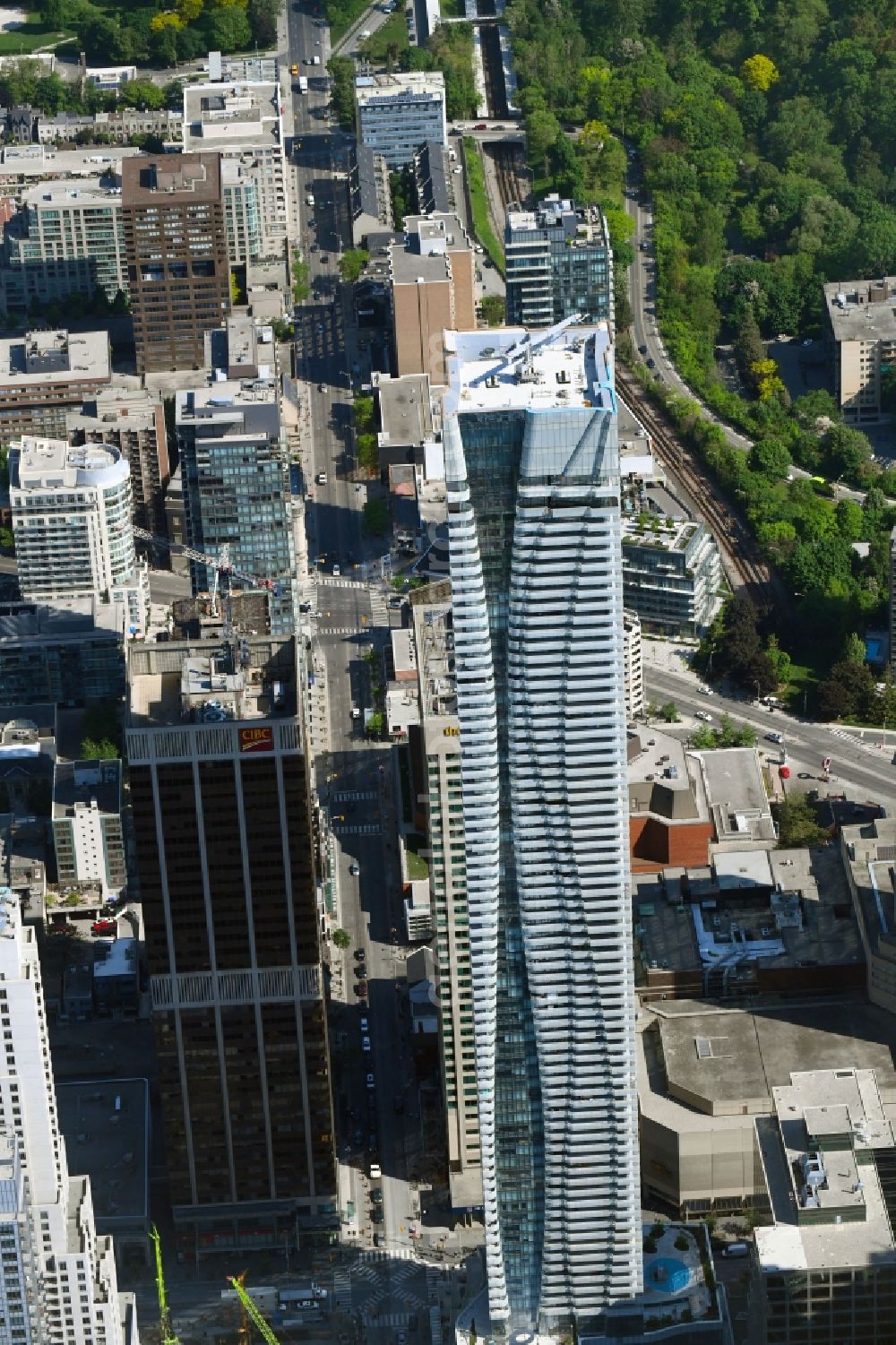 Aerial photograph Toronto - High-rise buildings ONEBLOOR on Bloor Street in the district Old Toronto in Toronto in Ontario, Canada