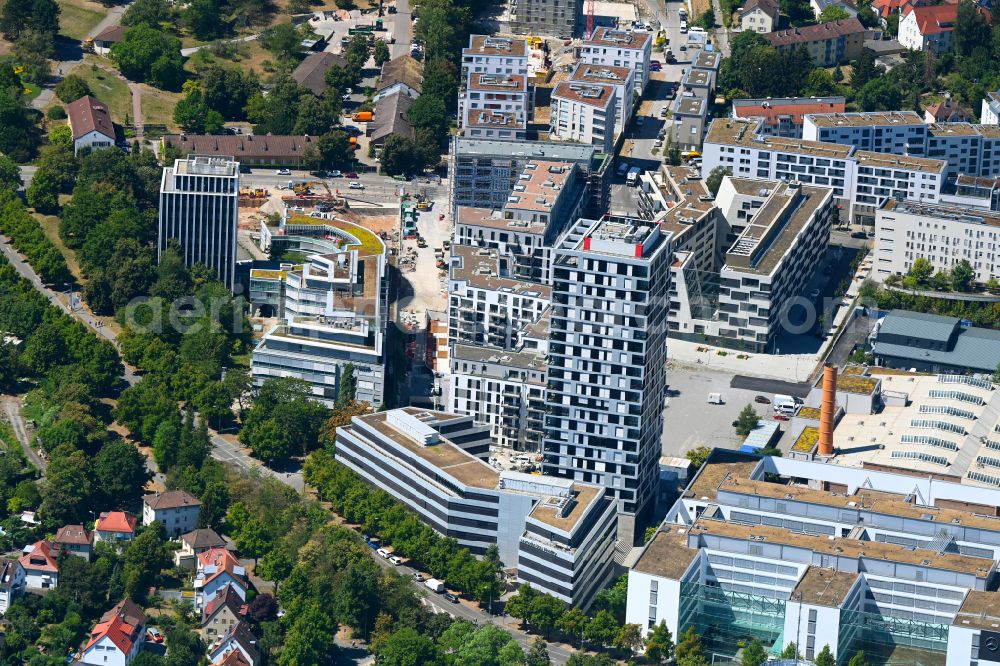Aerial photograph Stuttgart - High-rise building Skyline in the residential area on Stresemannstrasse - Siemensstrasse in the district Bahnhof Feuerbach in Stuttgart in the state Baden-Wurttemberg, Germany