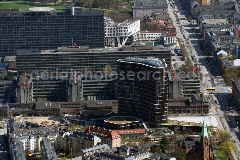 Aerial photograph Kopenhagen - High-rise building of the university Kobenhavns Universitet Panum in Copenhagen in Region Hovedstaden, Denmark