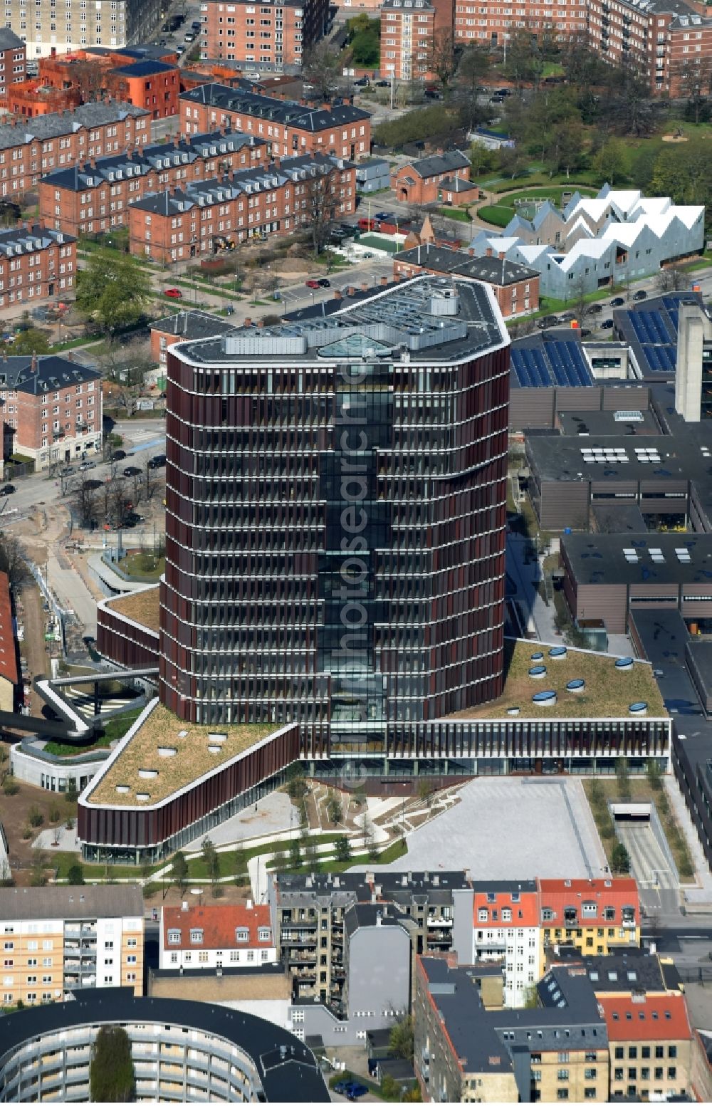 Aerial image Kopenhagen - High-rise building of the university Kobenhavns Universitet Panum in Copenhagen in Region Hovedstaden, Denmark