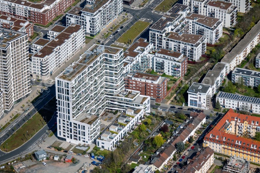 Frankfurt am Main from the bird's eye view: High-rise building in the residential area on Europa-Allee corner Eppenhainer Strasse in Frankfurt in the state Hesse, Germany