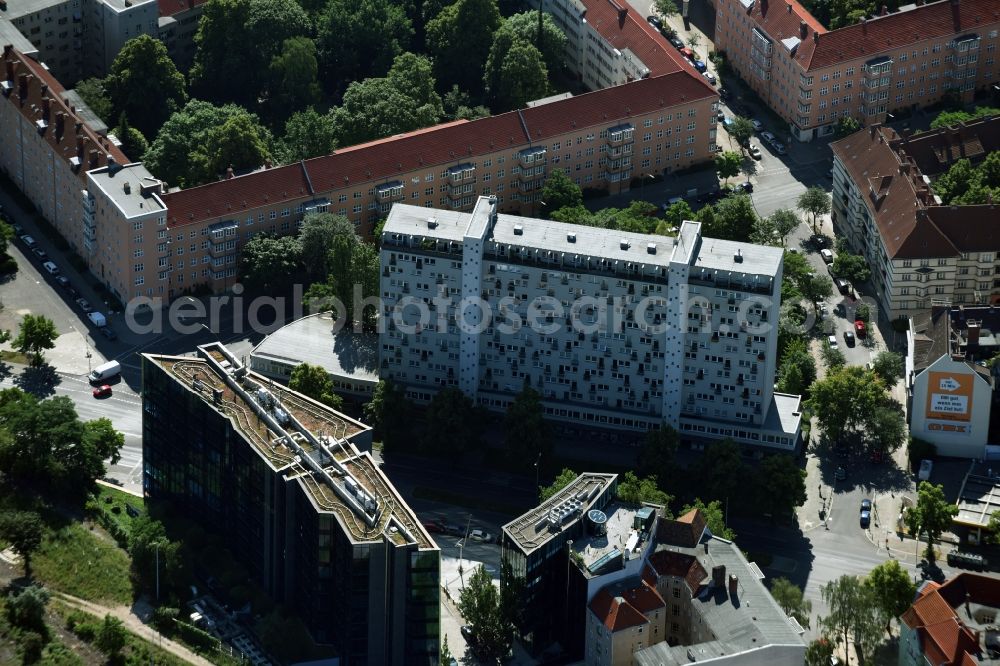 Aerial photograph Berlin - High-rise buildings in the residential and business Boat Shop-Online / Dietmar Nippgen boat fittings and accessories on the Hauptstrasse in Berlin