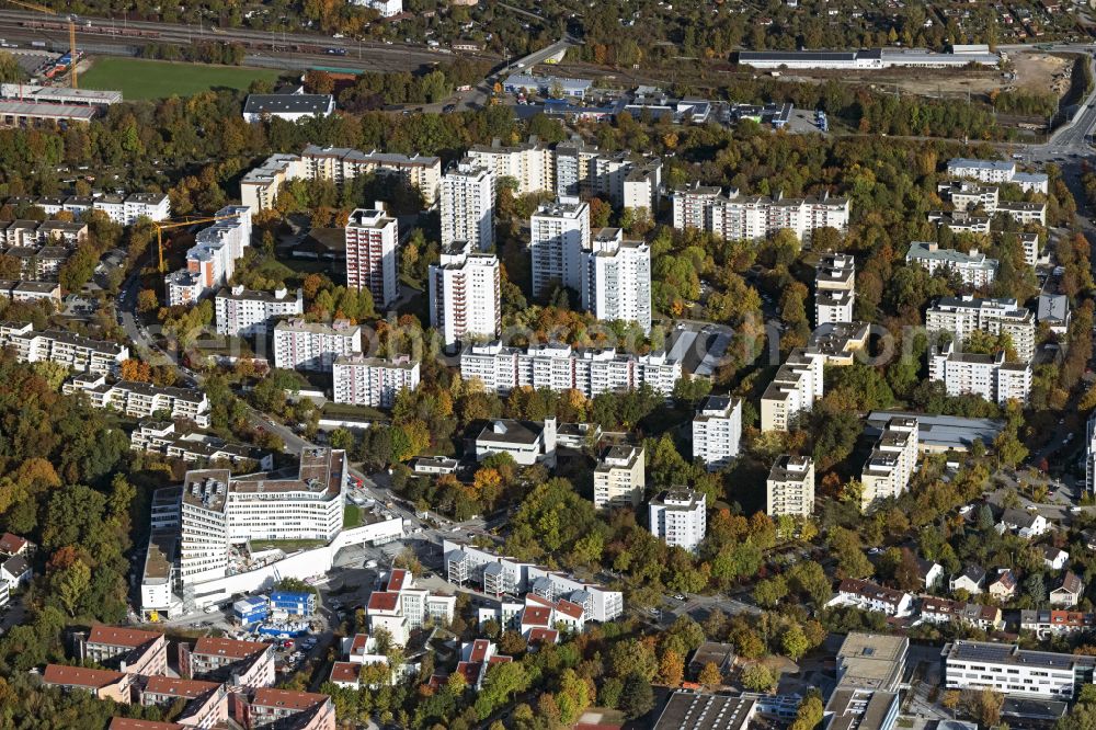 Aerial photograph Regensburg - High-rise building in the residential area Grosspruefening on street Friedrich-Ebert-Strasse in Regensburg in the state Bavaria, Germany