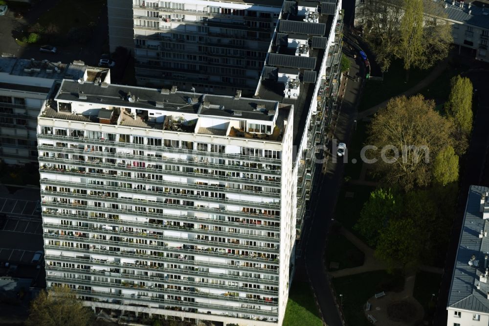 Aerial image Paris - High-rise building in the residential area on Quai Aulagnier in Paris in Ile-de-France, France