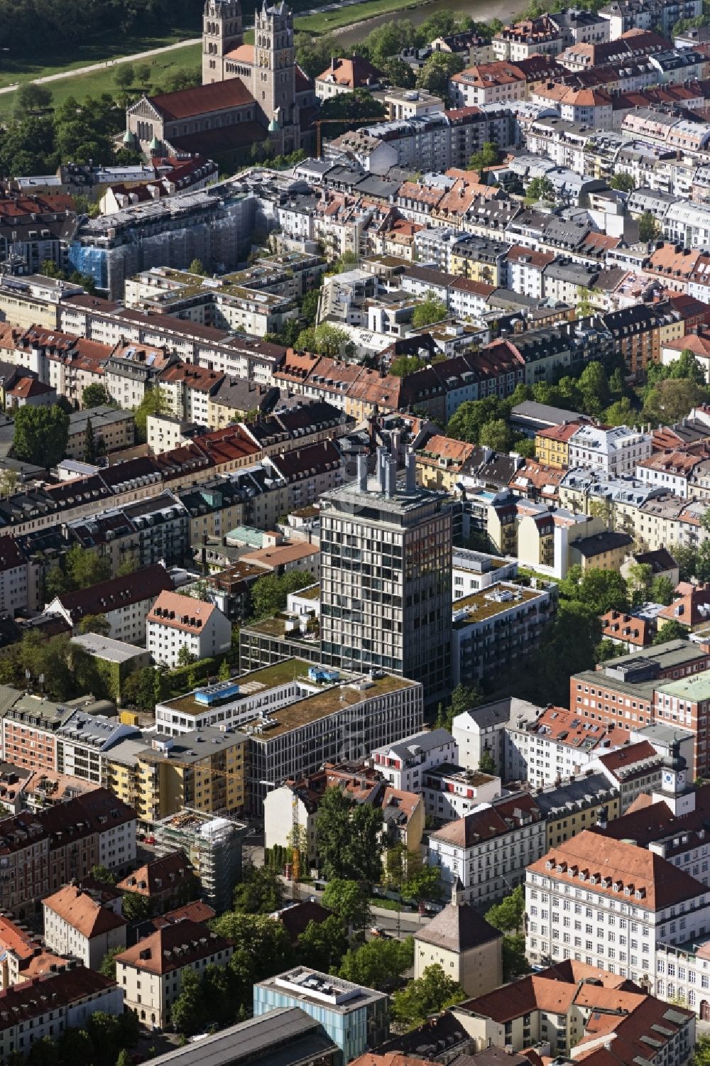 Aerial photograph München - High-rise building in the residential area The Seven on Gaertnerplatzviertel in Munich in the state Bavaria, Germany