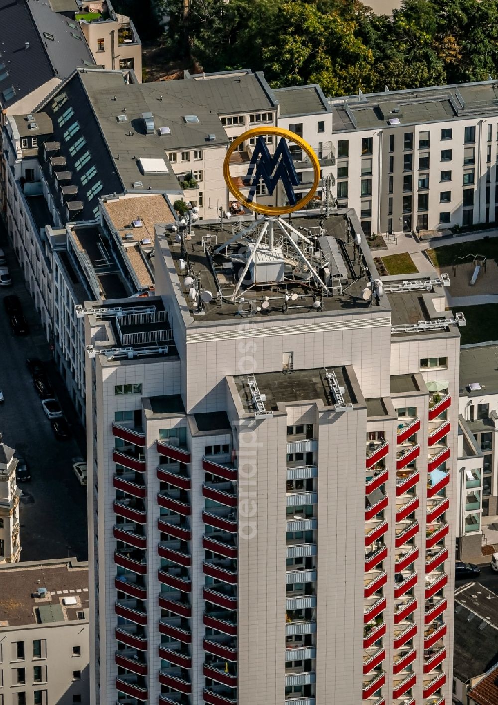 Aerial photograph Leipzig - High-rise building in the residential area on Wintergartenstrasse in Leipzig in the state Saxony, Germany