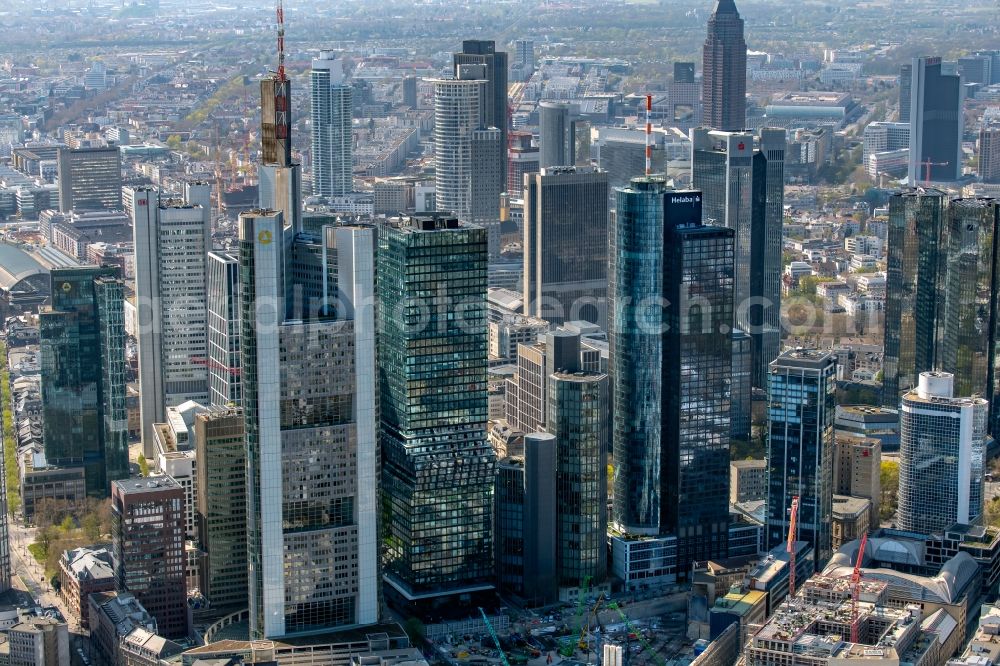 Aerial photograph Frankfurt am Main - High-rise building complex OMNITURM on Taunusanlage in Frankfurt in the state Hesse, Germany