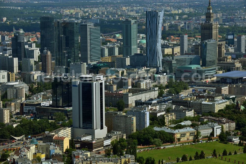 Warschau from the bird's eye view: Skyscraper skyline in the city center of Warsaw in Poland. The series of buildings ranging from the landmark high-rise buildings of the Palace of Culture and Science, the Zlota 44, Blue Tower Plaza; Hotel Inter-Continental; Warsaw Financial Center; Rondo 1-B; Oxford Tower and other