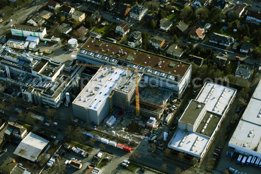 Berlin from the bird's eye view: High-bay warehouse building complex and logistics center on the premises of B. Braun Melsung AG on Mistelweg - Kanalstrasse in the district Rudow in Berlin, Germany