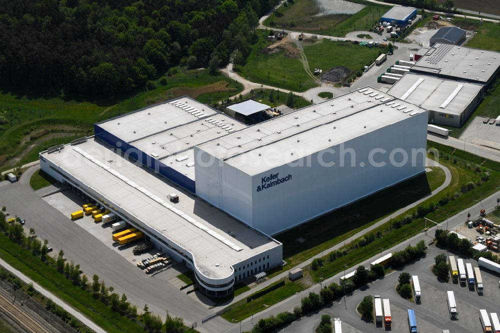 Aerial photograph Hilpoltstein - High-bay warehouse building complex and logistics center on the premises Keller & Kalmbach GmbH - central warehouse An of Autobahn in Hilpoltstein in the state Bavaria, Germany