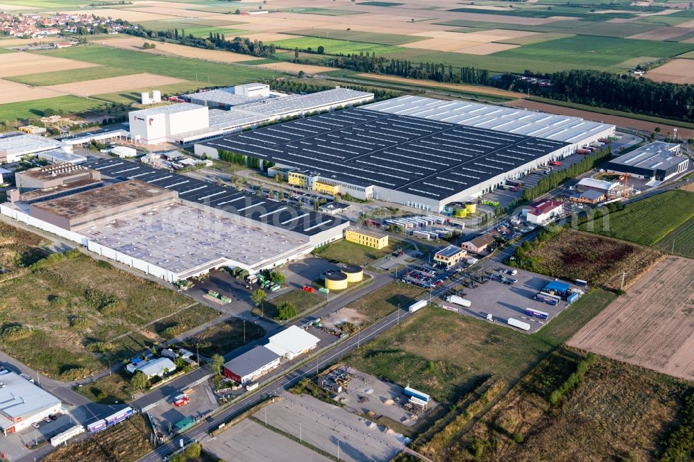 Aerial image Offenbach an der Queich - High-bay warehouse building complex and logistics center on the premises of Merceof Benz Spare Part storage in Offenbach an der Queich in the state Rhineland-Palatinate, Germany